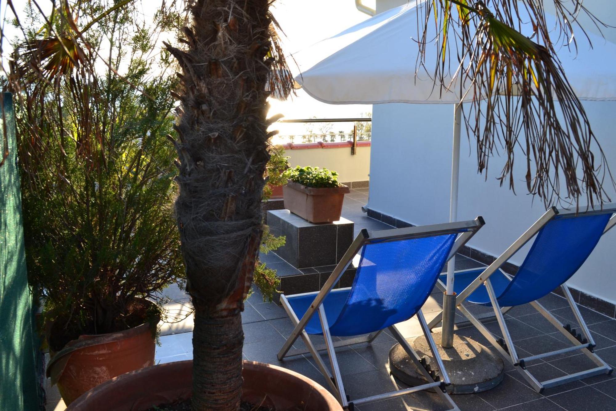 Ferienwohnung Seaview Penthouse Terrace & Garage Vlorë Exterior foto